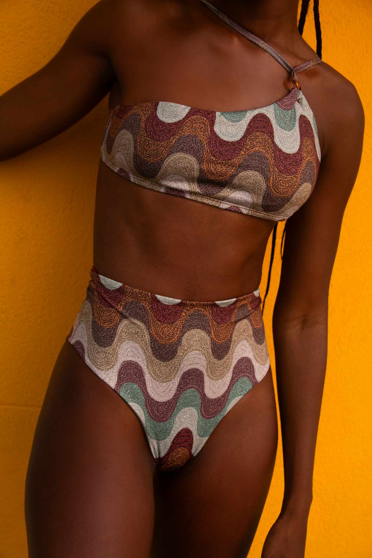 HIGH WAIST ONDAS MARRONES