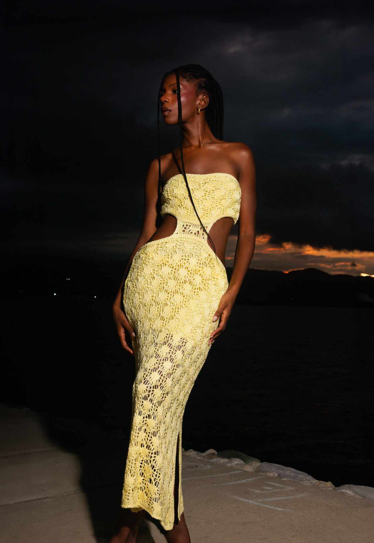 VESTIDO TEJIDO AMARILLO